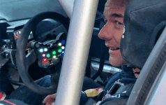 Le Fanatec Ford Puma Hybrid Rally1 dans les mains de Sébastien Loeb